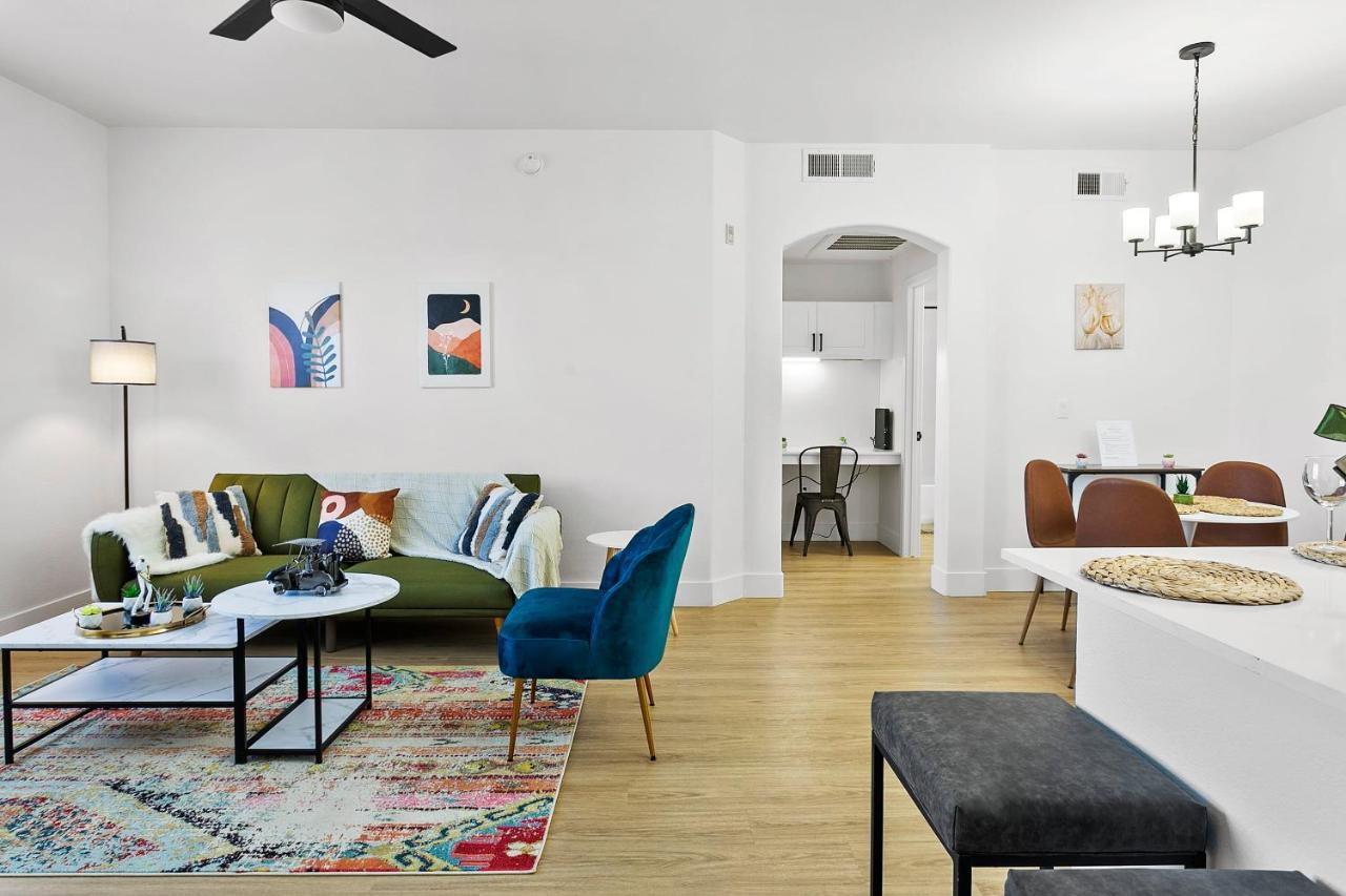 Cozysuites Glendale By The Stadium With Pool 01 Exterior foto