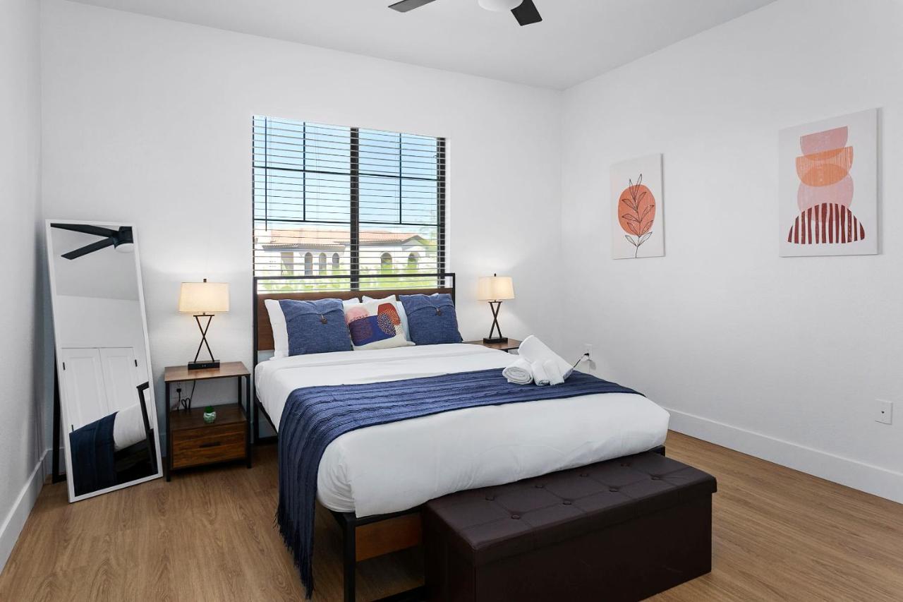 Cozysuites Glendale By The Stadium With Pool 01 Exterior foto